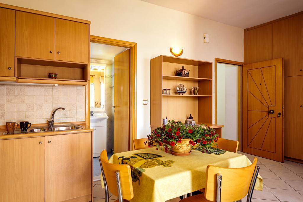 Stam'S Paradise Apartment Chania  ภายนอก รูปภาพ